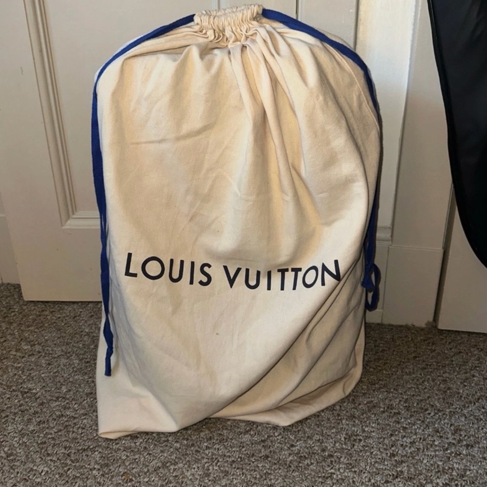 Louis Vuitton Monogram Rolling Suitcase with Vachetta Trim - Brown/Tan - Picture 9 of 9